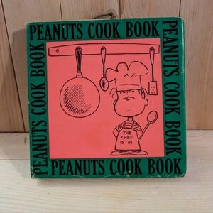 Peanuts Cook Book Pre-owned